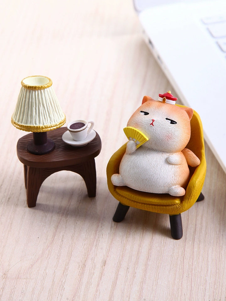 Imperial Palace Royal Cat Desk Decoration Mood Stability Small Ornaments Fancy Niche Style Station Couple Gift for Girls