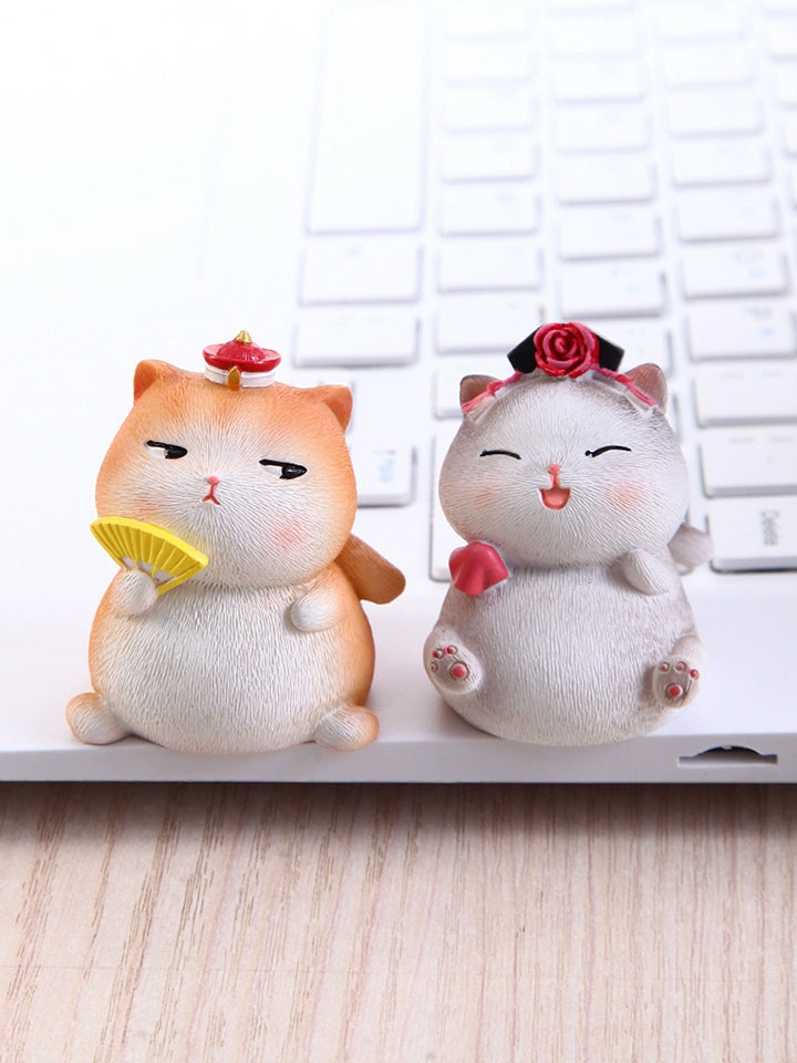 Imperial Palace Royal Cat Desk Decoration Mood Stability Small Ornaments Fancy Niche Style Station Couple Gift for Girls