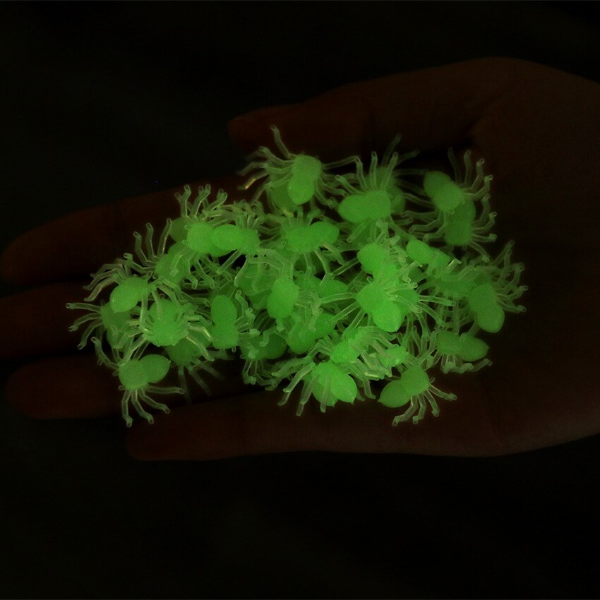 Mini Luminous Glow-In-The-Dark Spiders (50pcs)