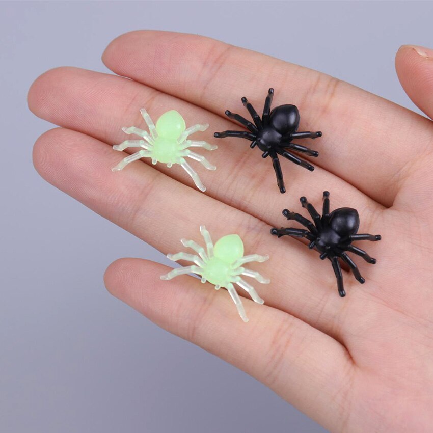 Mini Luminous Glow-In-The-Dark Spiders (50pcs)