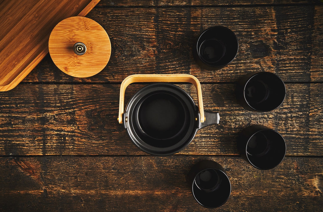 B.TEALY The Eichu Tea-Set in Black Ceramic